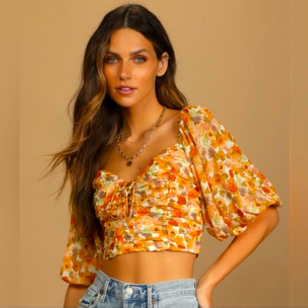 *LULUS* Floral Crop Blouse Top
